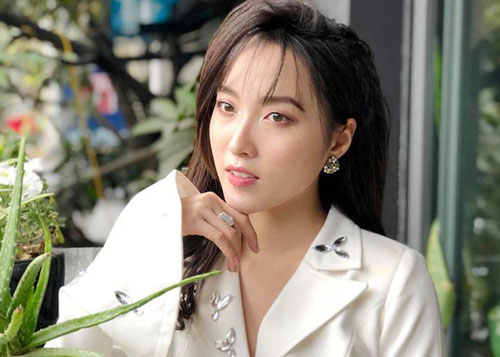 Diễn viên Hoàng Mai Anh bị cướp Facebook khiến bạn thân mất oan 65 triệu