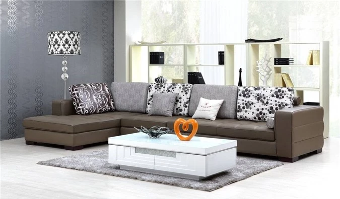 Đặt sofa chính ở hướng có thể nhìn bao quát ra bên ngoài