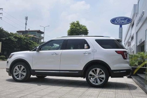 Thị trường xe nội chứng kiến cuộc cạnh tranh giảm giá của dòng SUV