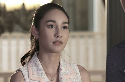 Bố vợ ốm mà chồng vẫn yêu cầu vợ cơm nước xong rồi mới được qua thăm, lộn tiết cô hành động khiến anh 'choáng váng'