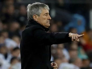HLV Barca: 'Thua El Clasico không nghiêm trọng'