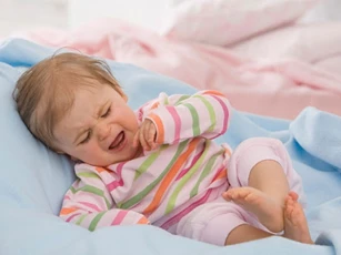 Những dấu hiệu chứng tỏ cơ thể trẻ thiếu hụt canxi nghiêm trọng: Dễ bị còi xương, suy dinh dưỡng