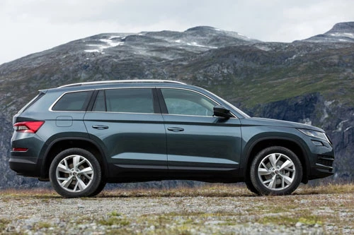 1. Skoda Kodiaq (giá khởi điểm: 26.140 bảng).