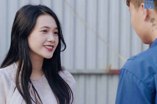 Các bà vợ khôn đánh ghen bằng mưu khiến chồng phải cúi đầu rời bỏ bồ ngay lập tức