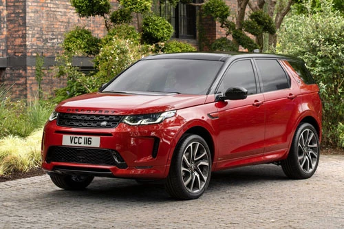 3. Land Rover Discovery Sport (giá khởi điểm: 29.795 bảng).