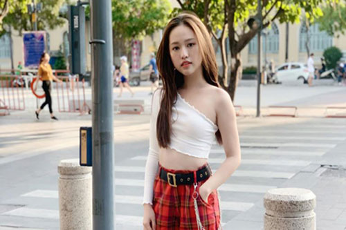 Hậu bị tố cặp kè với đàn ông lớn tuổi, hot girl Thuý Vi lên tiếng trước thông tin đã có bạn trai