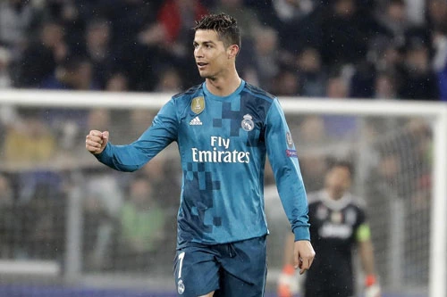Ronaldo thời còn khoác áo Real.