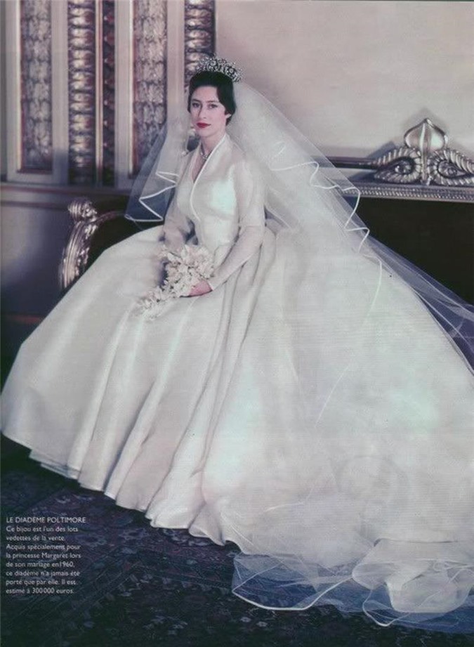 Những chiếc váy cưới hoàng tộc của các nàng công chúa, công nương nổi tiếng nhất thế giới - 6