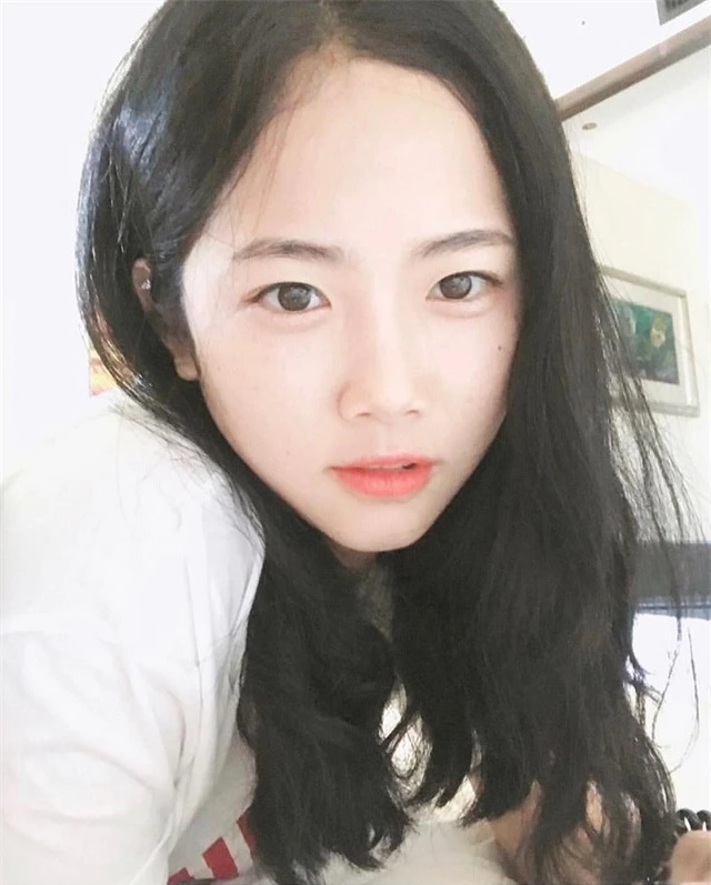 Nữ cầu thủ người Hàn Quốc sở hữu gương mặt trẻ thơ gây “sốt” mạng - 4