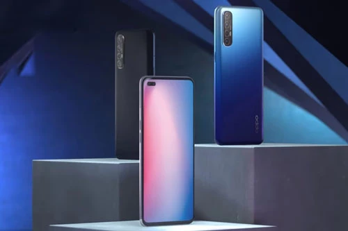 “Trái tim” của Oppo Reno3 Pro là vi xử lý Mediatek Helio P95 lõi 8 với xung nhịp tối đa 2,2 GHz, GPU PowerVR GM 9446. RAM 8 GB đi kèm bộ nhớ trong 128 GB hoặc 256 GB, có khay cắm thẻ microSD với dung lượng tối đa 256 GB. Hệ điều hành Android 10, được tùy biến trên giao diện ColorOS 7.0. “Trái tim” của Oppo Reno3 Pro là vi xử lý Mediatek Helio P95 lõi 8 với xung nhịp tối đa 2,2 GHz, GPU PowerVR GM 9446. RAM 8 GB đi kèm bộ nhớ trong 128 GB hoặc 256 GB, có khay cắm thẻ microSD với dung lượng tối đa 256 GB. Hệ điều hành Android 10, được tùy biến trên giao diện ColorOS 7.0.