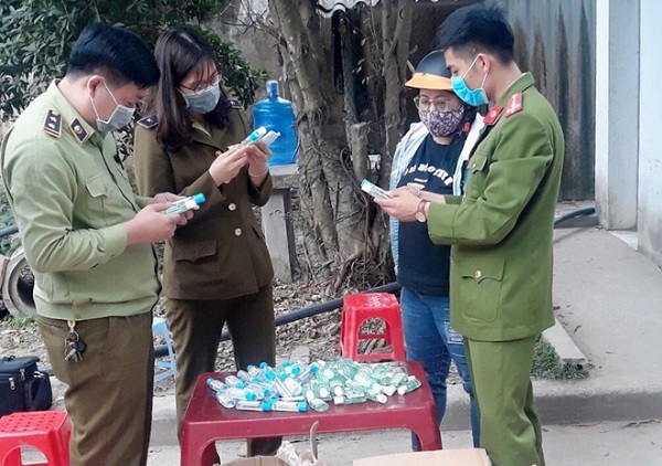Hà Nam: Phạt 6 triệu đồng với hành vi kinh doanh nước rửa tay khô sát trùng không rõ xuất xứ 