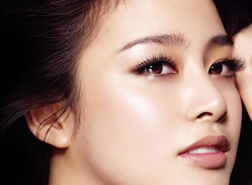 Thầy tử vi chỉ rõ: Người phụ nữ sở hữu tướng lông mày này, giàu có 3 đời tiêu không hết của