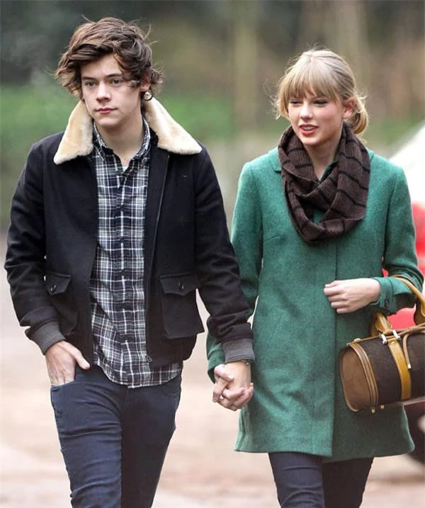 Những tưởng Taylor Swift gây thù với tất cả người yêu cũ, ai dè Harry Styles lại công khai khen ngợi cô thế này - Ảnh 1.