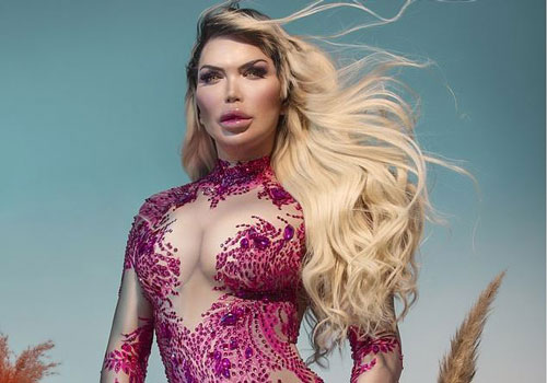 Ngoại hình nữ tính của chàng chuyển giới, từng thẩm mỹ hơn 70 lần