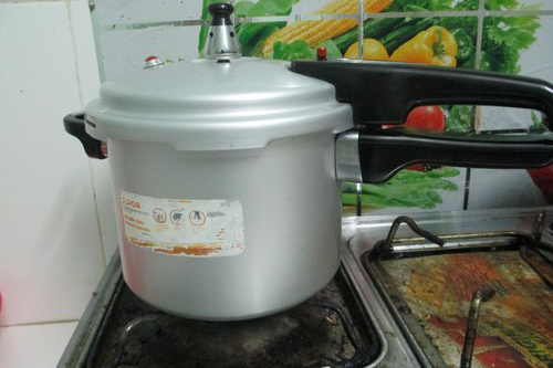 3 sai lầm khi sử dụng khiến nồi áp suất "nổ như bom"