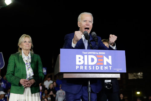 Ông Joe Biden chiến thắng tại 10 bang quan trọng trong ngày bầu cử “Siêu thứ Ba”