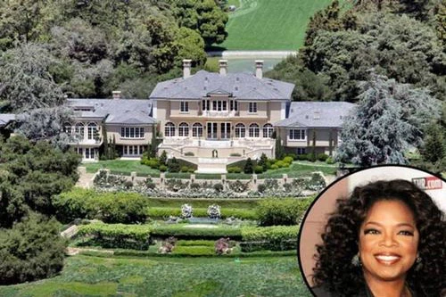 1. Nữ hoàng truyền hình Mỹ Oprah Winfrey dẫn đầu trong danh sách vơi căn hộ thiên đường có giá trị lên đến 90 tỷ