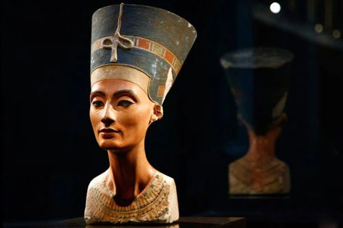 Ngôi mộ của nữ hoàng Nefertiti thực sự có thể được ẩn giấu sau những bức tường của lăng mộ vua Tutankhamun 3.300 năm tuổi. (Nguồn: Sputnik)