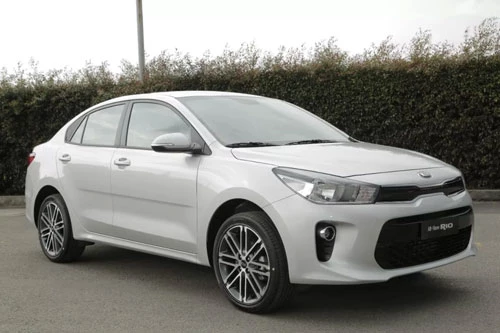 7. Kia Rio 2020 (giá khởi điểm: 16.790 USD).