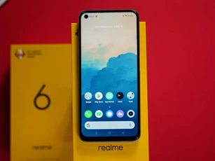 Trên tay Realme 6 vừa trình làng, giá từ hơn 4 triệu