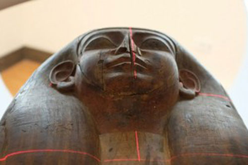 Bí mật bên trong một quan tài Ai Cập 2.500 tuổi