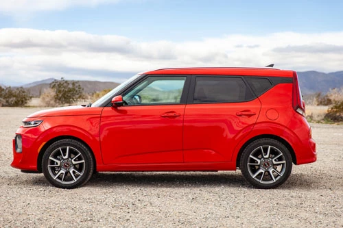 9. Kia Soul 2020 (giá khởi điểm: 18.485 USD).