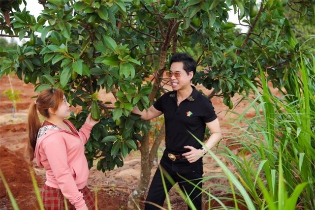 Ngọc Sơn làm nông dân chính hiệu trong khu vườn 2 hecta lần đầu tiết lộ - 18
