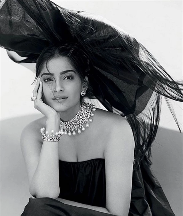 Nhan sắc kiêu sa của minh tinh Ấn Độ Sonam Kapoor - 6