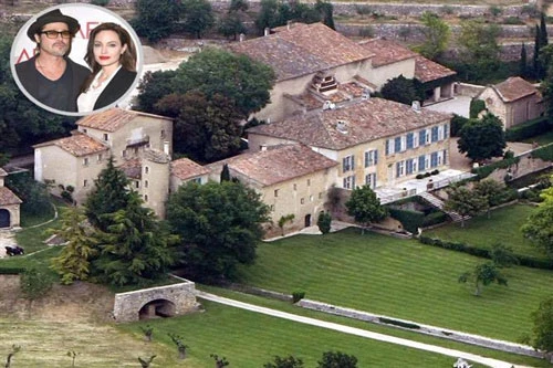 3. Cặp vợ chồng nổi tiếng Hollywood Brad Pitt và Angellina Jolie sở hữu căn biệt thự lên đến 67 tỷ