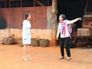 Mẹ chồng không ưa nên đổ cho con dâu tội ngoại tình, cô chỉ đáp một câu khiến bà cay đắng nhận sai