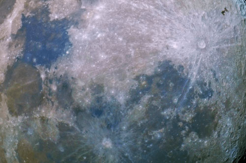 Phát hiện mặt trăng thứ hai của Trái Đất