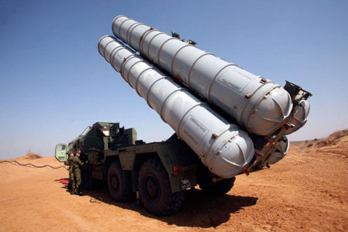S-300 Syria "im thin thít" mặc UAV Thổ tung hoành ở Syria: Lý do thực sự được hé lộ