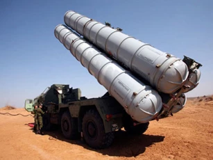 S-300 Syria "im thin thít" mặc UAV Thổ tung hoành ở Syria: Lý do thực sự được hé lộ