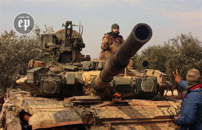 Ly kỳ số phận chiếc xe tăng T-90A hai lần đổi chủ trên chiến trường tây bắc Syria - Ảnh 7.
