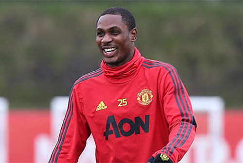 M.U tính thưởng lớn cho Ighalo