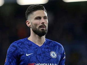Giroud bất ngờ đổi ý, muốn gia hạn với Chelsea