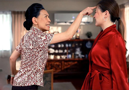 Lần đầu ra mắt, gái xinh lĩnh trọn điểm 0 vì lỡ miệng "trù ẻo" mẹ chồng tương lai bị nhiễm vi rút corona