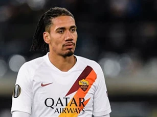 M.U khiến Roma "choáng" với mức giá bán Smalling