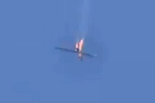 Máy bay không người lái Anka-S Không quân Thổ Nhĩ Kỳ bị bắn rơi gần thành phố Saraqib, Idlib, Syria. Ảnh: SF