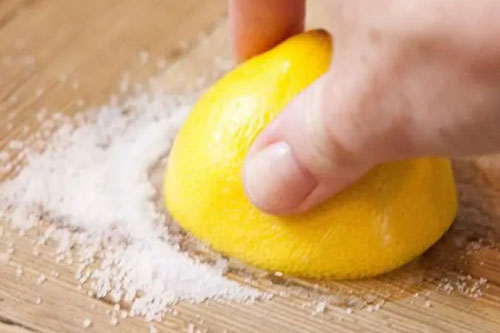 5 mẹo "nhỏ mà có võ" giúp việc bếp núc của chị em dễ chịu hơn hẳn