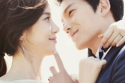 Đàn bà khôn cư xử với chồng: 2 không giữ, 3 không chạm và 4 không hỏi