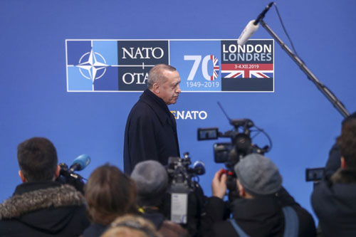 Thổ Nhĩ Kỳ lưỡng nan giữa Nga và vị thế trong NATO