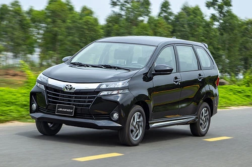 8. Toyota Avanza (doanh số: 121.646 chiếc).