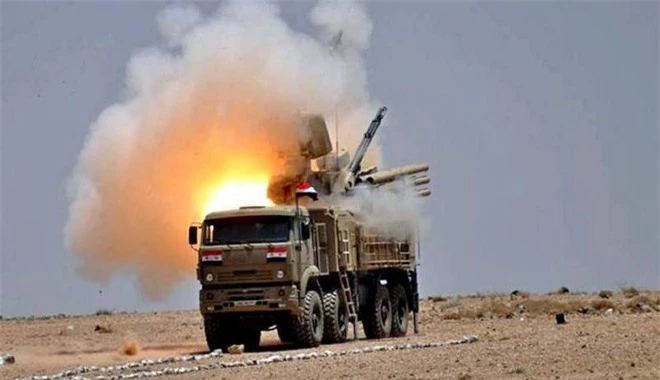 Báo Nga: Không cần tới Buk-M2 hay Pantsir-S1, QĐ Syria vẫn có thể trị được UAV Thổ Nhĩ Kỳ - Ảnh 1.