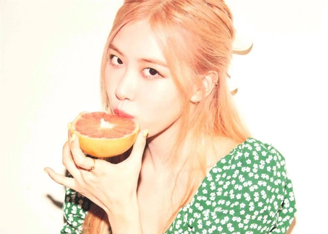 Màn collab giữa Rosé (BLACKPINK) và ca sĩ từng được đề cử GRAMMY không thành, người trong cuộc ngầm ám chỉ YG đã chặn đứng cơ hội hợp tác? - Ảnh 1.