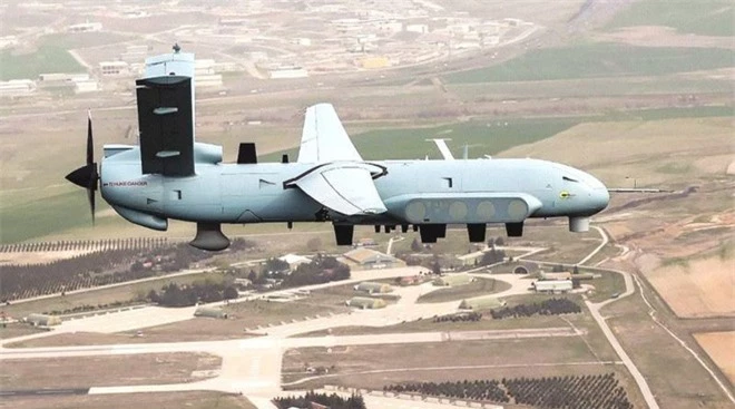 Phòng không Syria bắn hạ UAV độc nhất vô nhị của Thổ Nhĩ Kỳ, tình hình cực kỳ căng thẳng - Ảnh 1.