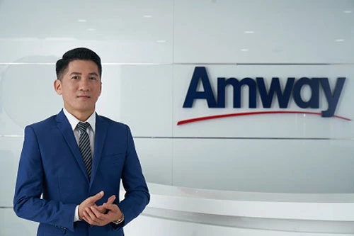 Mr. Huynh Thien Trieu, General Director of Amway Vietnam.