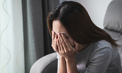 Chồng không muốn tách khỏi bố mẹ