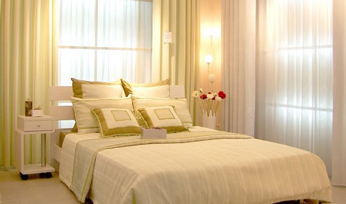 Hướng dẫn mẹo chọn rèm cửa hợp phong thủy để gia chủ tình tiền đỏ như son, mọi việc hanh thông như ý