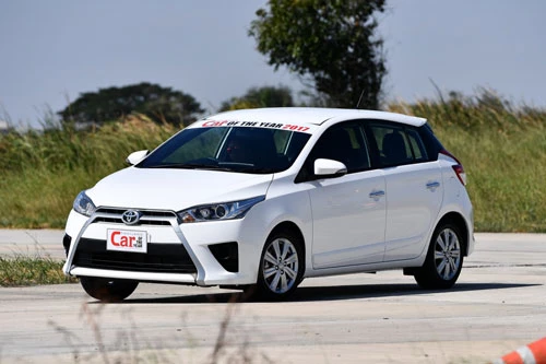 7. Toyota Yaris (doanh số: 2.402 chiếc).